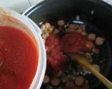 Foto del paso 5 de la receta Fideos con salchichas de viena cocidos en salsa de tomate 