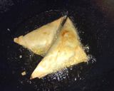 A picture of step 8 of Vegetarian Samosa.