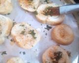 Foto del paso 2 de la receta: Un clásico! Pan de ajo express💞