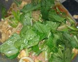 Foto langkah ke 4 dari resep *Seblak Mie Khas Bandung* dengan mie lemonilo.