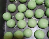 Foto langkah ke 3 dari resep Klepon ketan gula merah.