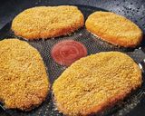 Фото кроку 6 до Ніжні та соковиті котлети з курячого фаршу🍗.