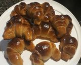 Foto del paso 10 de la receta: 🥐Medialunas dulces rápidas sin hojaldre 🥐