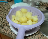 Foto del paso 1 de la receta: Ensaladilla tradicional de patatas y atún