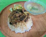 Foto langkah ke 4 dari resep Nasi Tim Ayam Jamur.