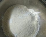 A picture of step 3 of Mango Cake without Oven.