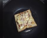 Foto langkah ke 4 dari resep Bread Pizza.