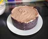 A picture of step 11 of Vickys Easter Creme Egg Cheesecake GF DF EF SF NF Vegan.