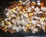 A picture of step 6 of Fatteh Lisan (Lamb Tongue Fatteh).