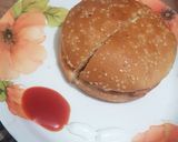 A picture of step 4 of Mashed Chicken Burger.