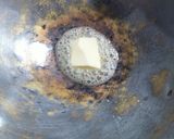 A picture of step 2 of Veg moncho soup.