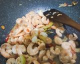 Foto langkah ke 4 dari resep Udang Saus Padang.