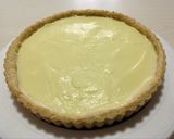Foto del paso 5 de la receta: Tarta de frutillas con Crema