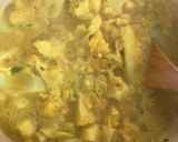 A picture of step 5 of Turmeric cauliflower soup - vegan.