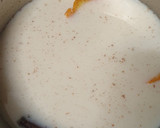 Foto del paso 1 de la receta: Roscón con leche aromática y chocolate puro