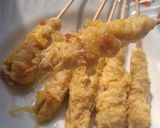 Foto langkah ke 3 dari resep Sate Telur Gulung.