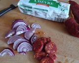 Une image de l'étape 1 de Bruschetta gourmande au chèvre 🐐.