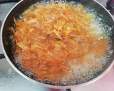 Foto del paso 1 de la receta: Queque de naranja confitada