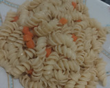 Foto del paso 3 de la receta: Fideos al ajo y oliva con zanahorias