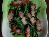 คะน้าหมูกรอบ