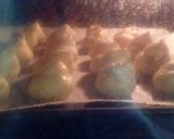 Égetett fánkocska (profiterol) kétféle krémmel recept fázis 6 fotója