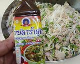 รูปขั้นตอนการทำที่ 4 ของ ยำขนมจีน รสแซ่บ #ทำขายรวย