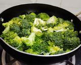 A picture of step 2 of Broccoli Cheddar Cheese Soup.