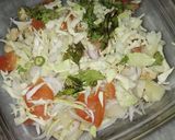 A picture of step 8 of Khatti meethi kurkury ki chaat.