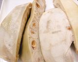 Hình bước làm 1 của món Mít Non Kho Tộ