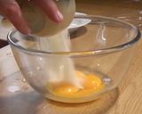 A picture of step 2 of Sabayon or Zabaglione.