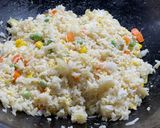 รูปขั้นตอนการทำที่ 3 ของ ข้าวผัดปูเมืองมีน