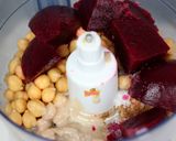 Foto del paso 2 de la receta Hummus de Remolacha... Muy, pero que muy vistosa!!