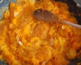 Foto del paso 2 de la receta Tortilla de calabaza naranja y cebolla