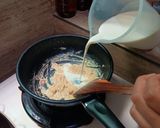 Foto langkah ke 4 dari resep Sup Krim Jagung Jamur.
