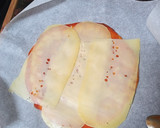 Foto del paso 3 de la receta: Pizza de pulpo, palitos de cangrejo y verdura