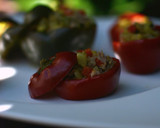 Foto del paso 4 de la receta: Pimientos cherry rellenos con guiso de vegetales y atún