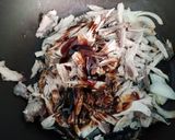 Foto langkah ke 3 dari resep Tongkol Suwir Cabe Hijau.
