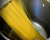 A picture of step 1 of Spaghetti Carbonara with Manchego Cheese.