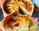 Une image de l'étape 7 de Tarte Normande de Mamie.