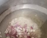 A picture of step 1 of Yakhni pulao.