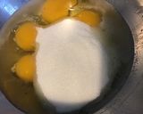 Une image de l'étape 2 de Flan pâtissier « skull » pommes et cannelle (pâte brisée à la liqueur de pommes).
