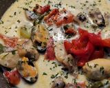 Foto del paso 8 de la receta Plumas con langostinos, almejas y verduritas