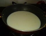 A picture of step 5 of Moong dal halwa.