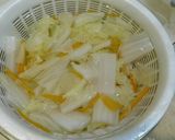 Foto langkah ke 2 dari resep Salad soun kimchi.