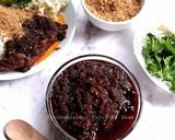Foto langkah ke 6 dari resep Ayam Goreng Sambal Hitam Madura.