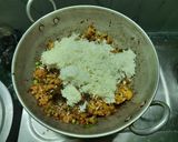 A picture of step 4 of Gobhi Tawa Pulao.