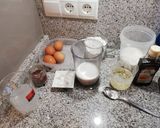 Foto del paso 1 de la receta: Bizcocho de chocolate (húmedo y esponjoso)