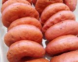 Foto langkah ke 12 dari resep Donat buah naga.