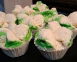 Foto langkah ke 5 dari resep Bolu kukus.