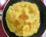 Foto langkah ke 7 dari resep Nasi Goreng Jadul Telur Dadar.